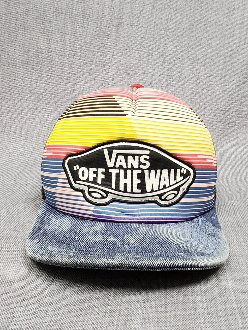 VANS Off The Wall Multi-Colored Snapback Adjustable Trucker Hat.